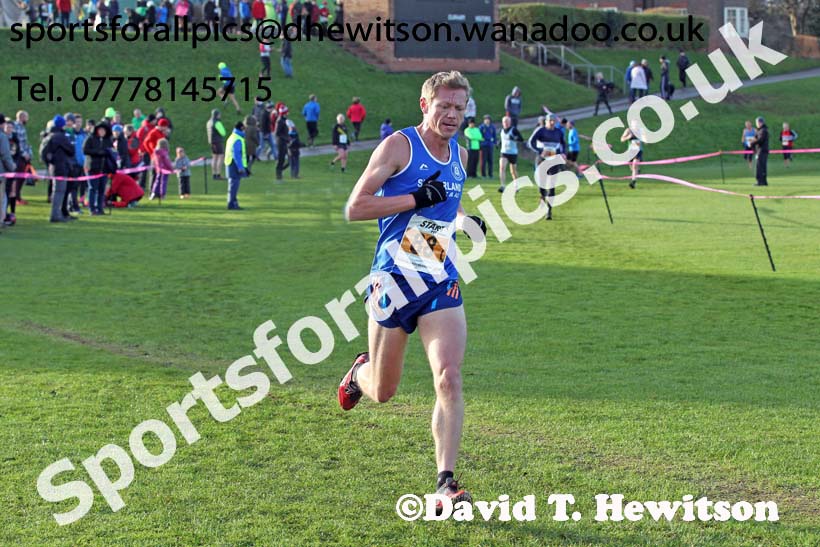 Veterans Durham Cathedral Relays. Photo: David T. Hewitson/Sports for All Sports